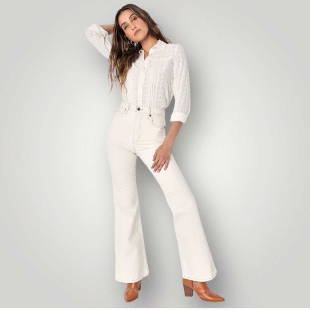 Levi's Cream High-Rise Flare Jeans